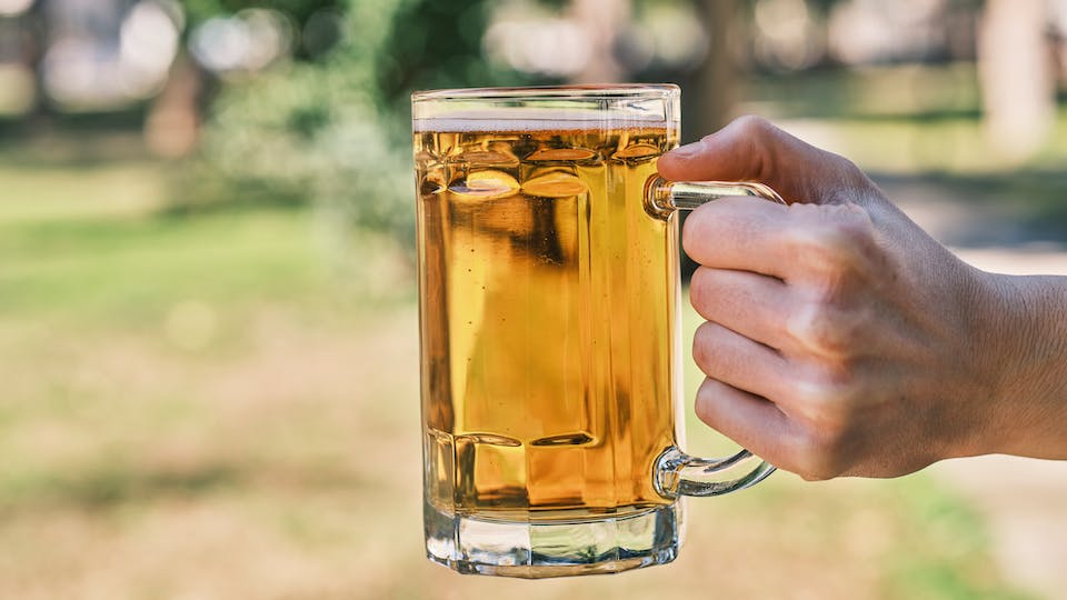 Abgelaufenes Bier - wie lange kann man es noch trinken Mein Bier ist abgelaufen - Lösung