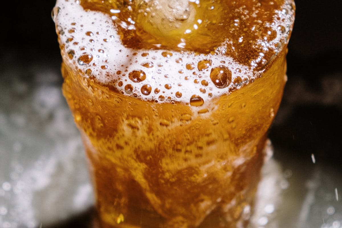 Holunderblüten im Saison-Bier Warum ist das so aromatisch