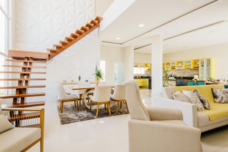 Mehrfamilienhäuser und Immobilien mit Maklern verkaufen