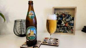 Vierzehnheiligener Bier Nothelfer Pils im Glas