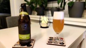 Weiherer Grünhopfen Pils im Glas