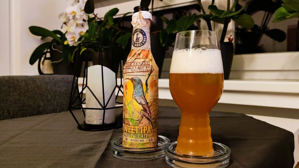 Rügener Insel Tweet IPA eingeschenkt im Glas