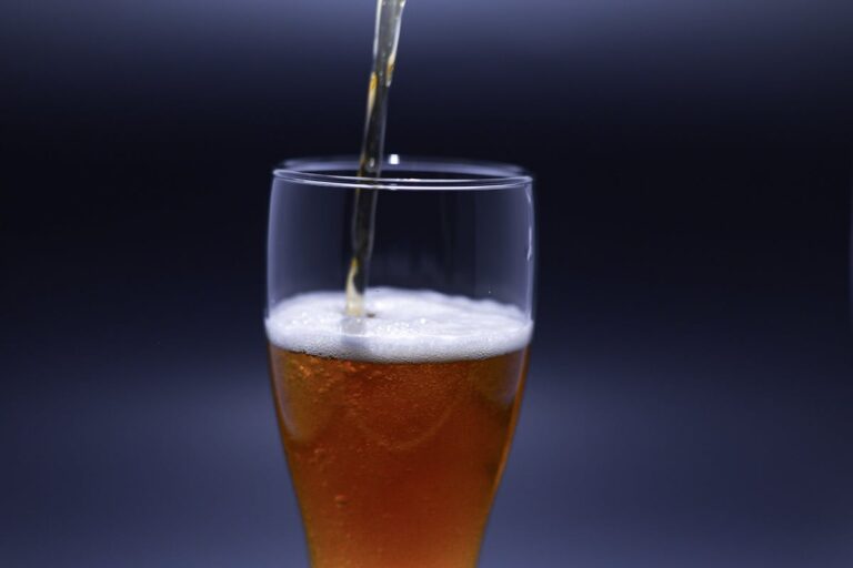 0,0 Bier oder alkoholfrei: Wo liegt der Unterschied beim Geschmack?