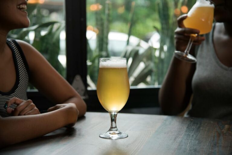 Welche sensorischen Unterschiede gibt es zwischen Wild Ales und traditionellen Sauerbieren