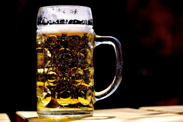 Wie Online-Bewertungen unsere Bier-Kaufentscheidungen beeinflussen
