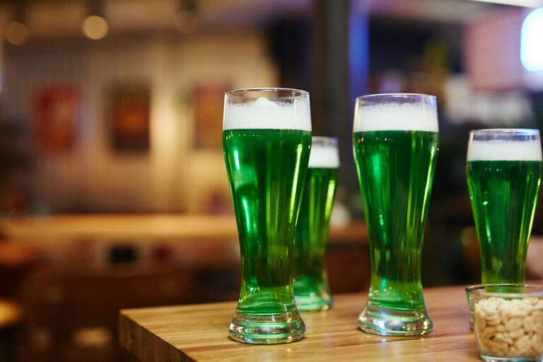 Bier mit Kräutern - diese Sorten gibt es